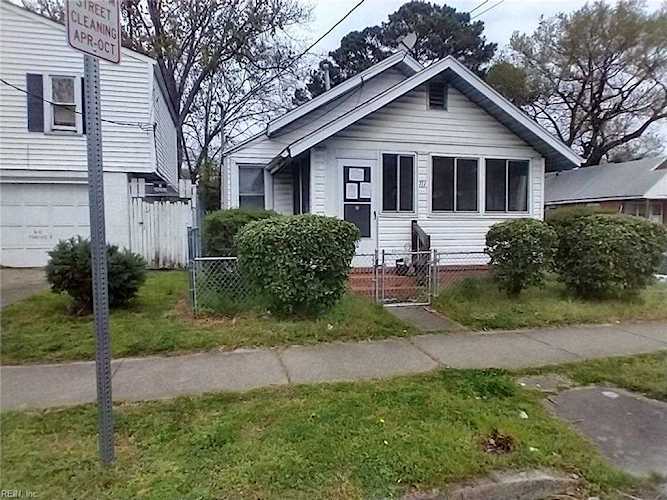 711 32nd St Newport News, VA 23607