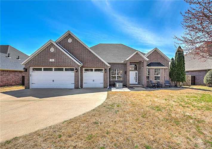 4461 W Lofty Wood Dr Fayetteville, AR 72704