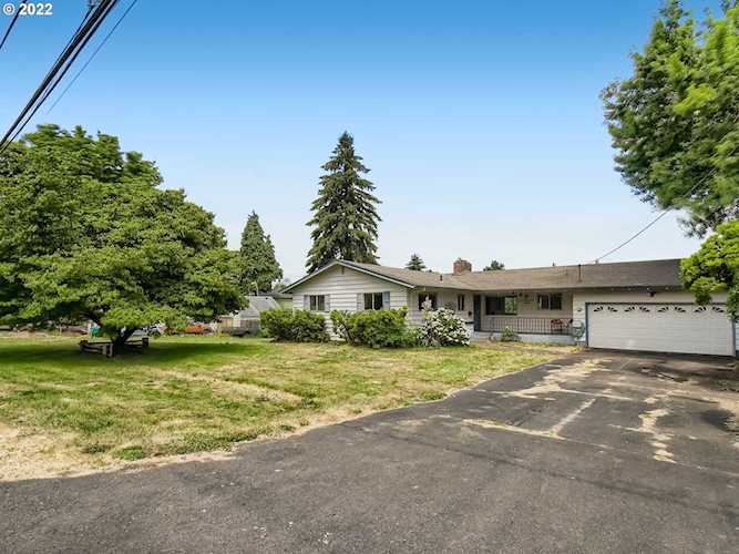 10821 NE Beech ST Portland, OR 97220