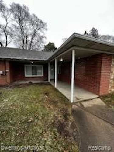 6265 Mckinley St Bridgeport Twp, MI 48722 property for lease, MLS#20221070368 | Dwellings Michigan Real Estate Photo 1