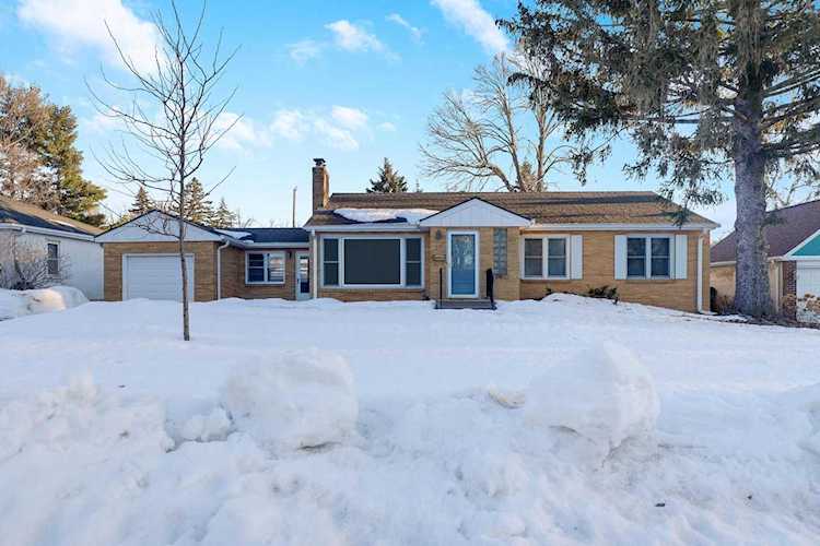 1382 Belmont Lane W Roseville, MN 55113 | MLS 6347394 Photo 1