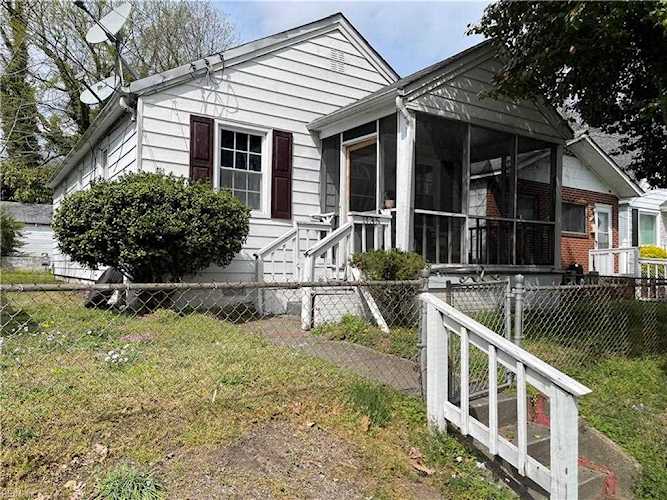 1135 21st St Newport News, VA 23607