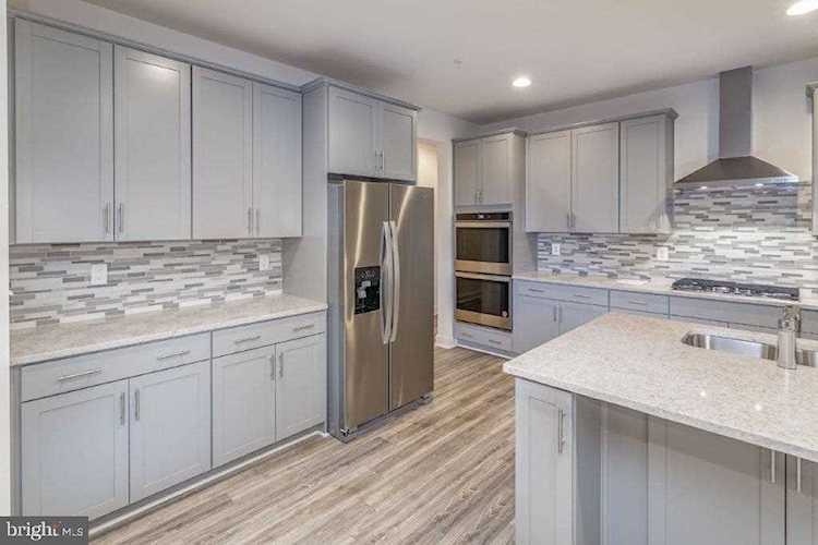 3898 Greenmeadow Davidsonville, MD 21035