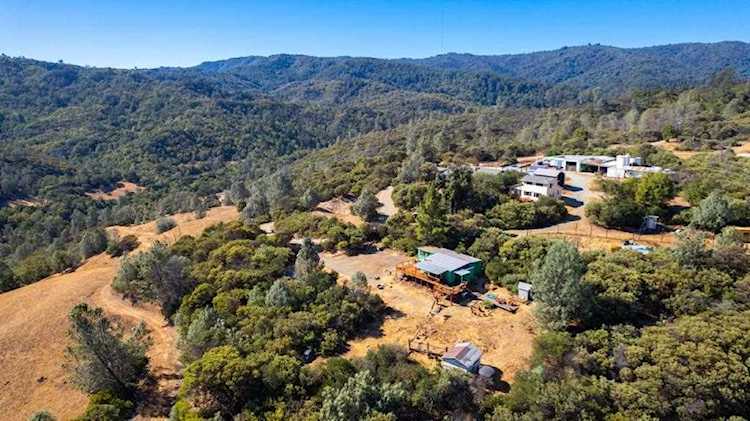 5915 Croy Rd Morgan Hill, CA 95037