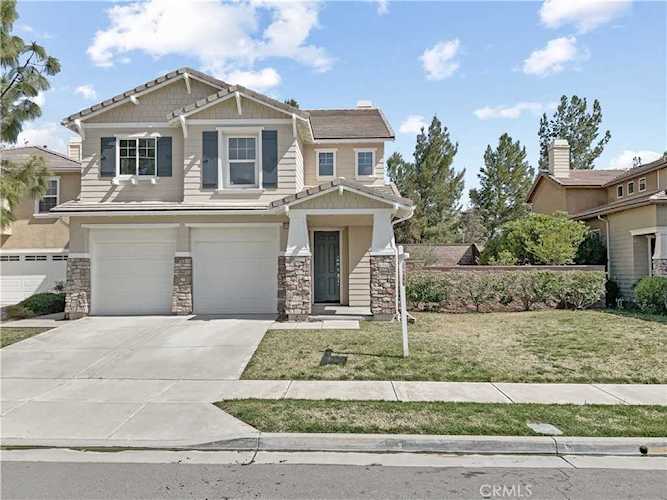 11196 Pinecone St Corona, CA 92883 | MLS OC22070223 Photo 1