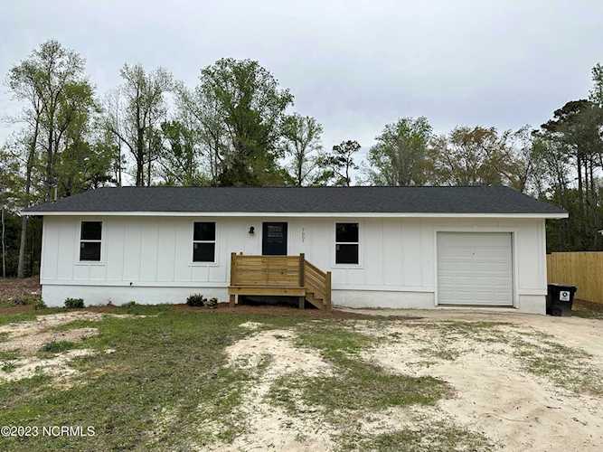 7007 Meadowview Avenue Wilmington, NC 28411