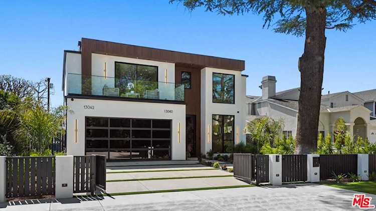 13040 Bloomfield St Studio City, CA 91604