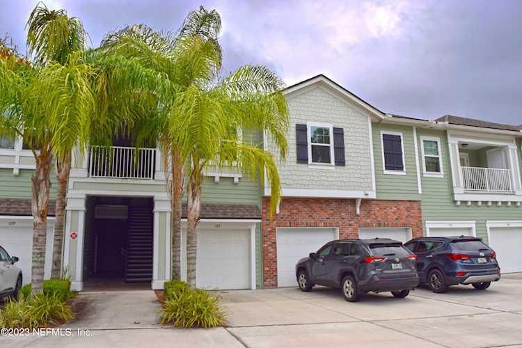 213 Larkin PL St Johns, FL 32259