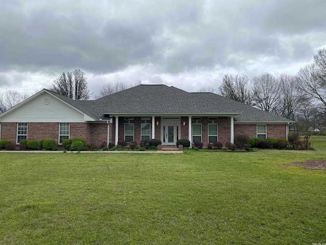 404 Green Meadows Pine Bluff, AR 71603