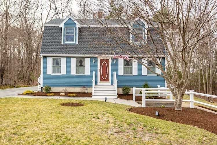 14 Carey Street Middleboro, MA 02346 | MLS 73088392 Photo 1