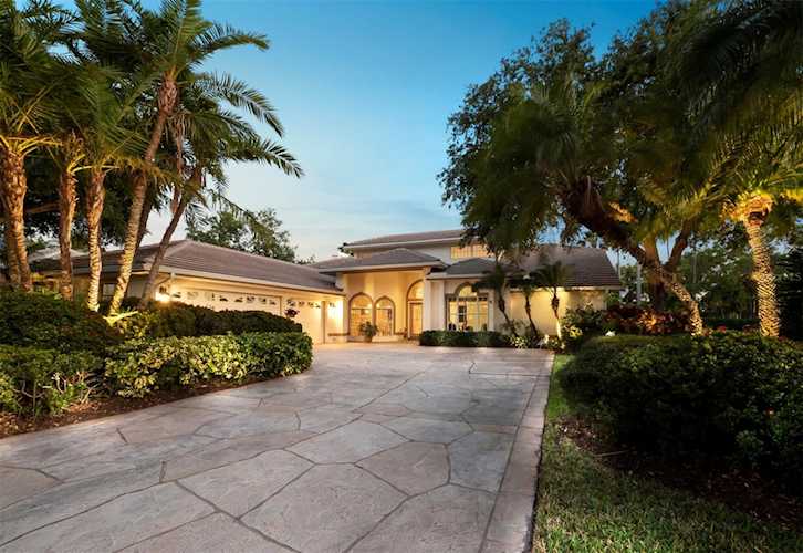 4214 Palacio Dr in Sarasota, FL Photo 1