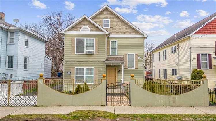 13 Button St New Haven, CT 06519 | MLS 170558870 Photo 1