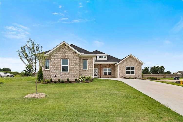 5925 Lavender Ave Elm Springs, AR 72762