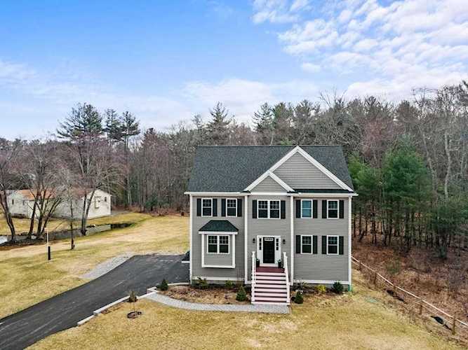 Wilmington, 230 Burlington Ave, MA, home for sale, MLS#:73092538 Photo 1