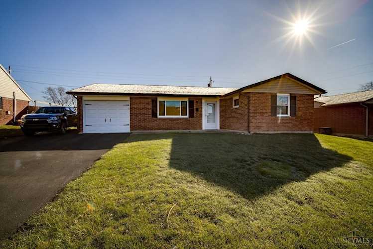 313 Oregon Dr Xenia, OH 45385