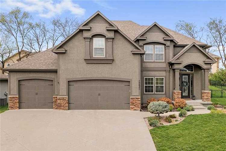 19620 116th Terrace Olathe, KS 66061