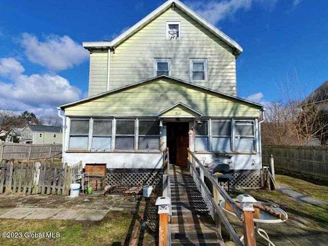 60 Campbell Ave Troy, NY 12180