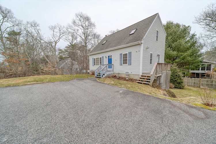 331 Cotuit Road Mashpee, MA 02649
