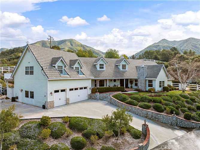 15341 Iron Canyon Rd Canyon Country, CA 91387