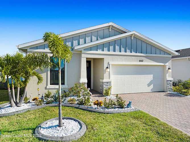 1553 Great Belt Circle Melbourne, FL 32940