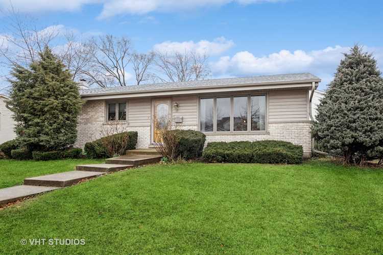 PHOTOS & DETAILS: 5 S Richards Ct, Addison, IL 60101 For Sale - MLS #11747834 - Photos, Virtual Tour, School Info - Real Estate Listing Info Photo 1
