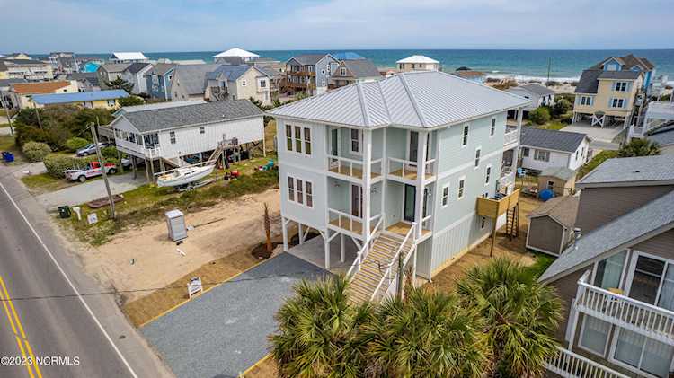 1404 N New River Drive Surf City, NC 28445