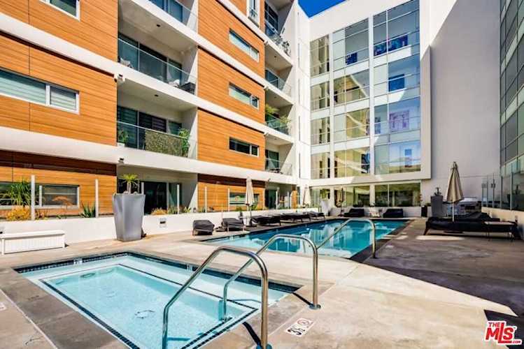 6735 Yucca St #PH 5 Los Angeles, CA 90028
