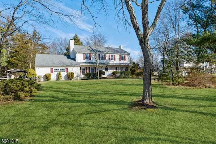 6 Barbara Dr Hillsborough Twp., NJ 08844 | MLS 3827259 Photo 1