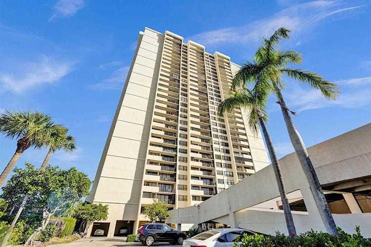 5600 N Flagler Drive #805 West Palm Beach, FL 33407