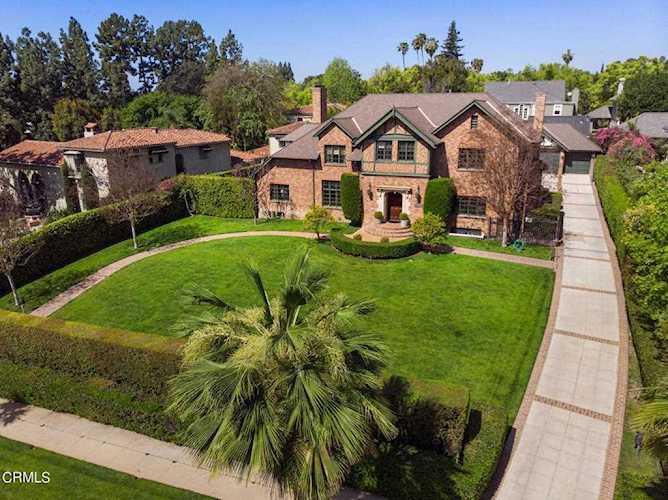 1425 Hillcrest Ave Pasadena, CA 91106