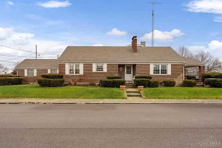 6 Brighton St Dayton, OH 45404