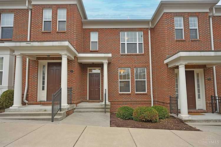 211 E Rochelle St Cincinnati, OH 45219