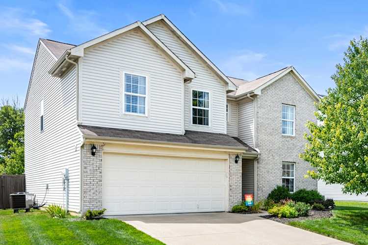 5120 Coloma Ct Indianapolis, IN 46235 | MLS 21912557 Photo 1