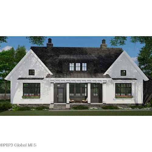 19 Buff Rd Saratoga Springs, NY 12866