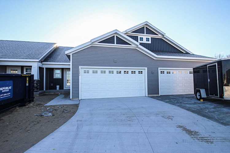 13682 Legends View Ct #24 Holland, MI 49424