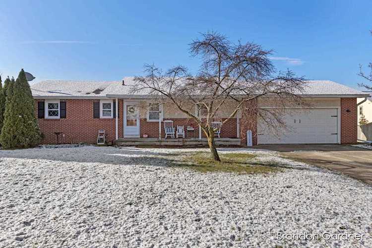 Zokoe Team's newest listing: 680 Kingsbury St NW, Grand Rapids, MI, 49544 Photo 1