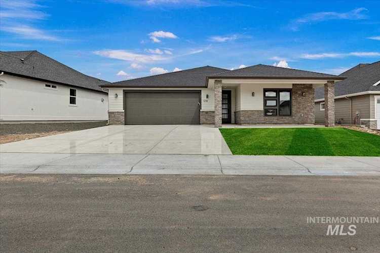 1218 W Ultar Drive Nampa, ID 83686