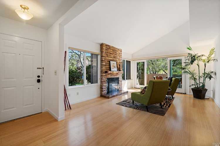 81 Flicker Drive Novato, CA 94949 | MLS 323015733 Photo 1