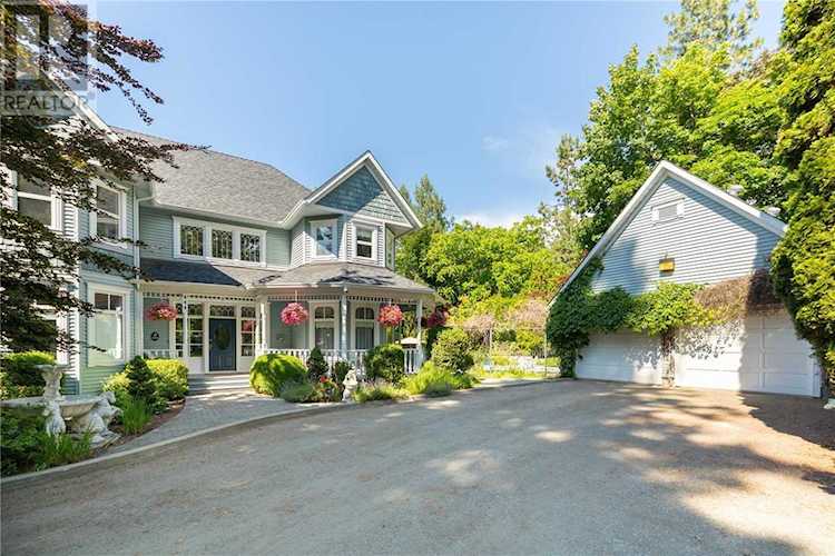 444 Collett Road Kelowna, BC V1W1K7