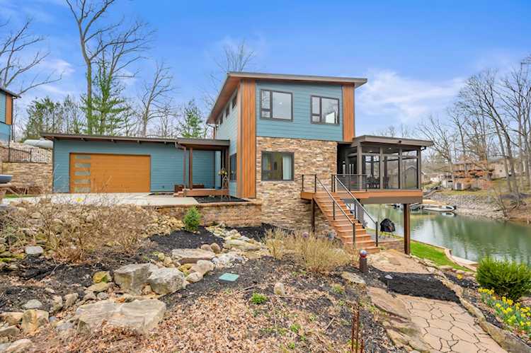 7466 Ginseng Dr Nineveh, IN 46164