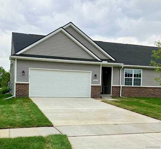 10025 Swan Lake Circle #4 Ypsilanti Twp, MI 48197 | MLS 20230023662 Photo 1