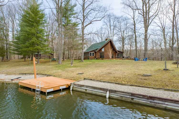 5635 Little Fox Lake Ln Morgantown, IN 46160
