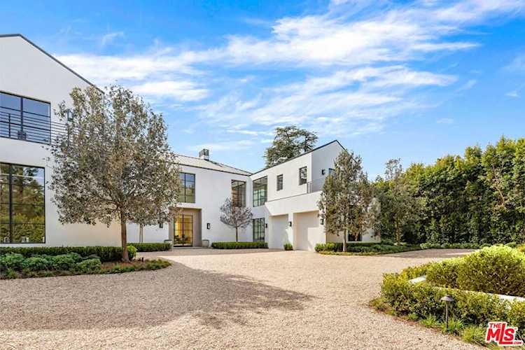 12846 Highwood St Los Angeles, CA 90049