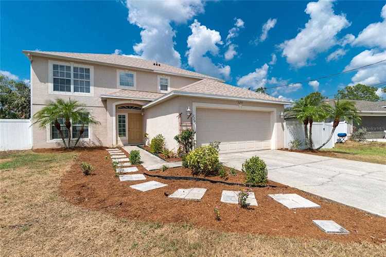 2297 Saginaw Rd North Port, FL 34286