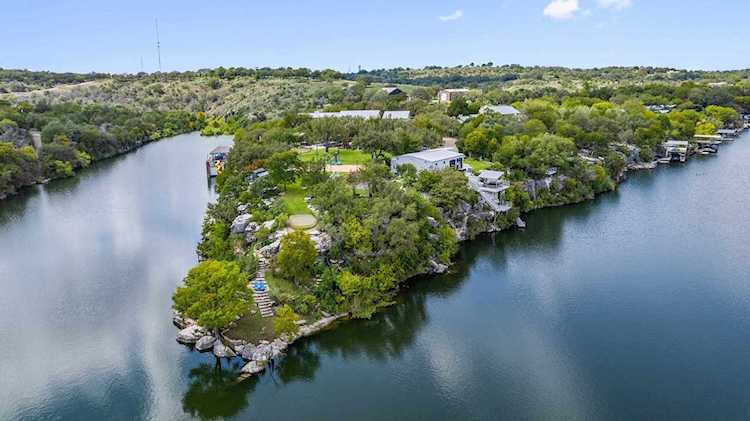 1450 Los Escondidos Marble Falls, TX 78654