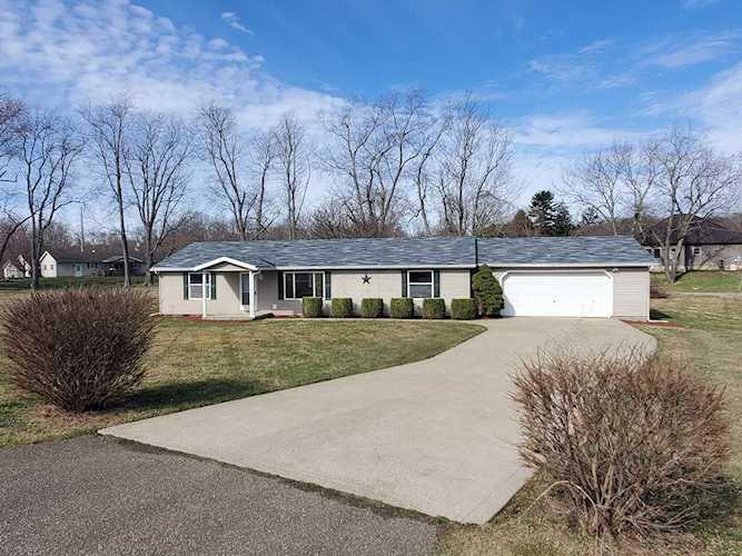2015 Andrews Court Dresden, OH 43821 | MLS 223008527 Photo 1