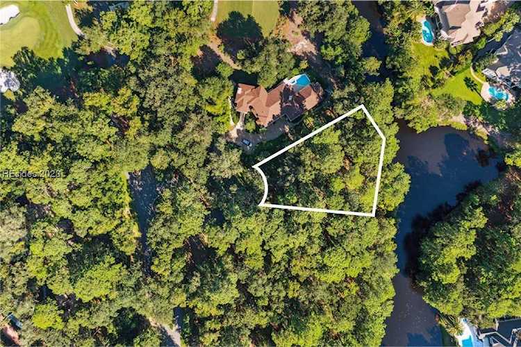 17 Oxford Drive Hilton Head Island, SC 29928