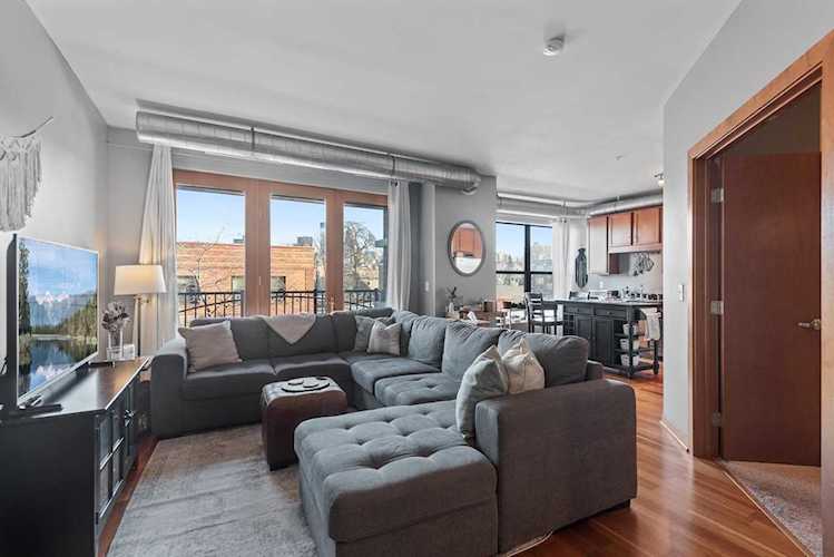 15 E Franklin Avenue #212 Minneapolis, MN 55404