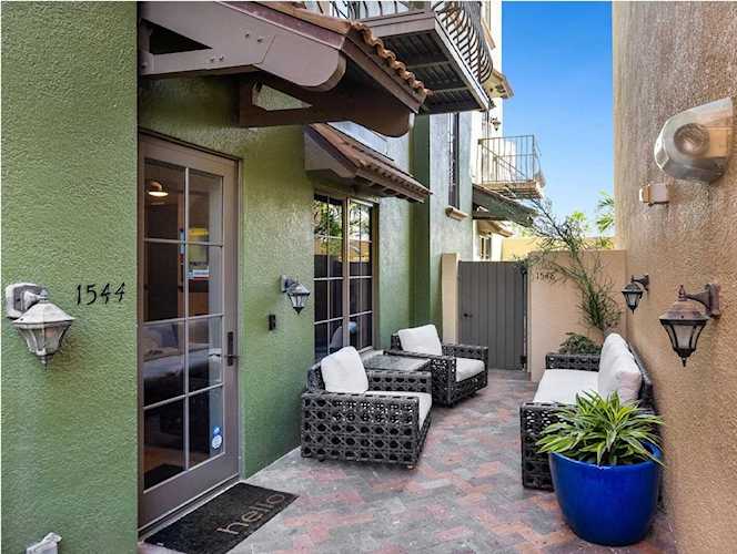 1544 Selby Ln #6 Sarasota, FL 34236