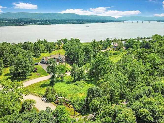 Anchor Dr Newburgh, NY 12550 | MLS H6233098 Photo 1